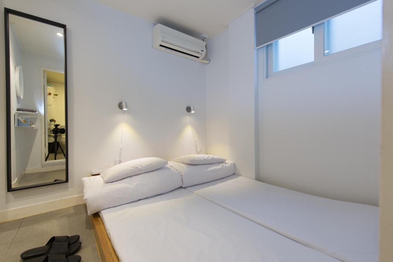 Bingo Hostel Insadong Seoul Exterior photo