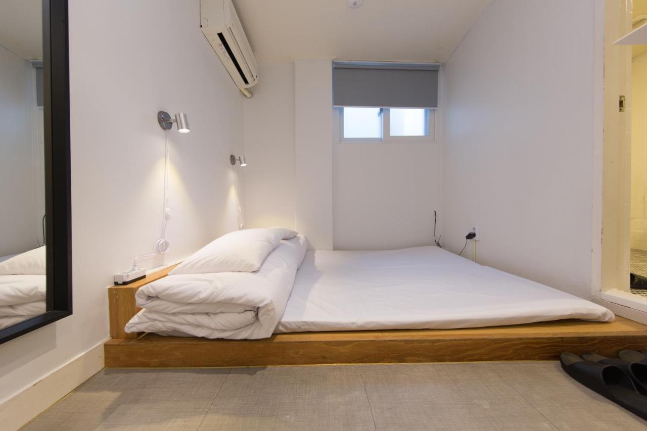 Bingo Hostel Insadong Seoul Exterior photo