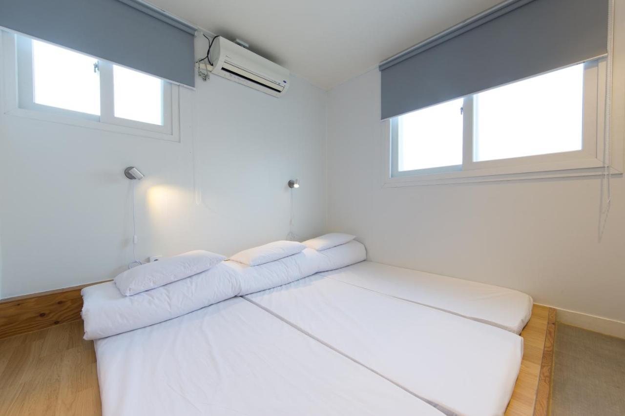 Bingo Hostel Insadong Seoul Exterior photo